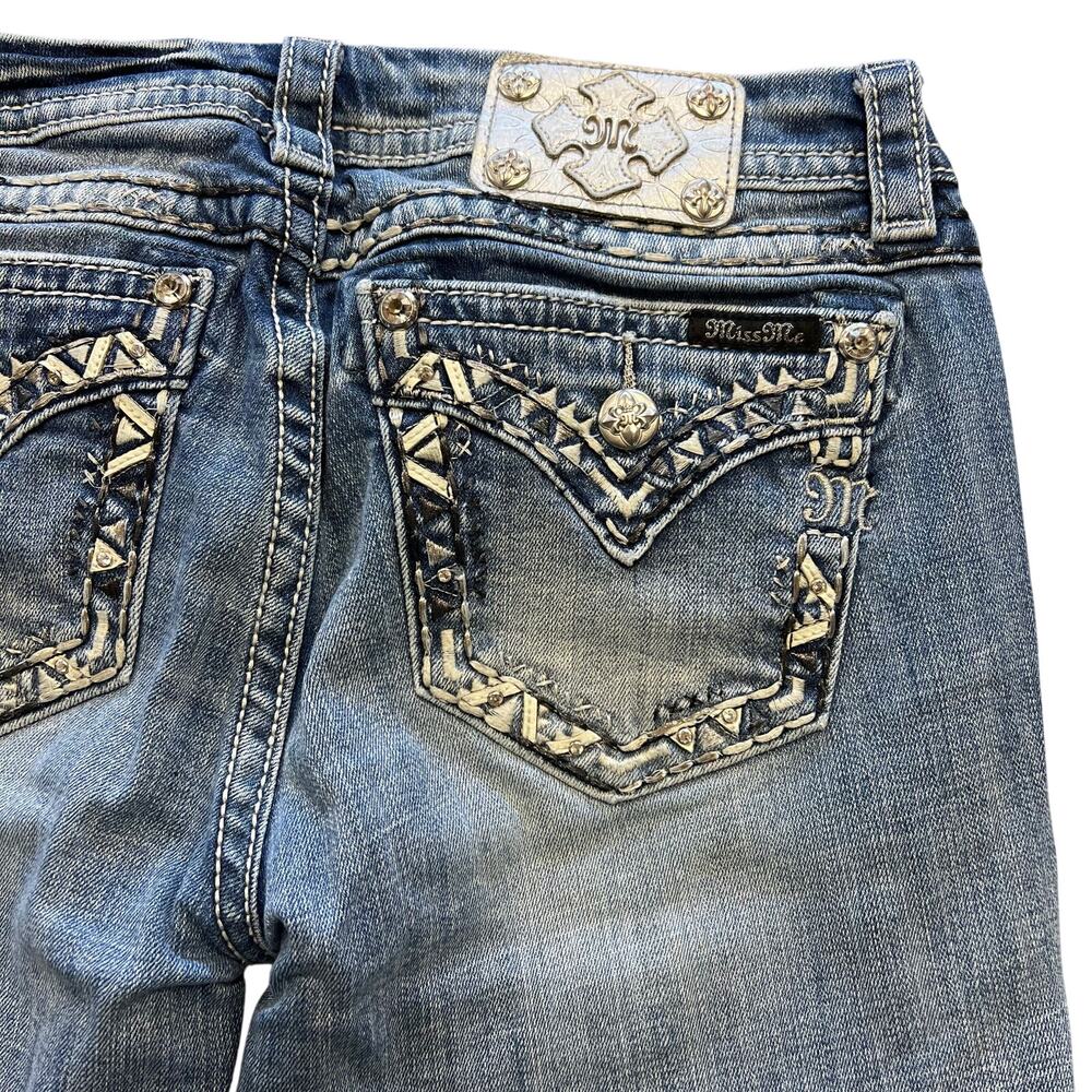 Miss Me Embellished Pocket Signature Straight Leg Jeans Size 30